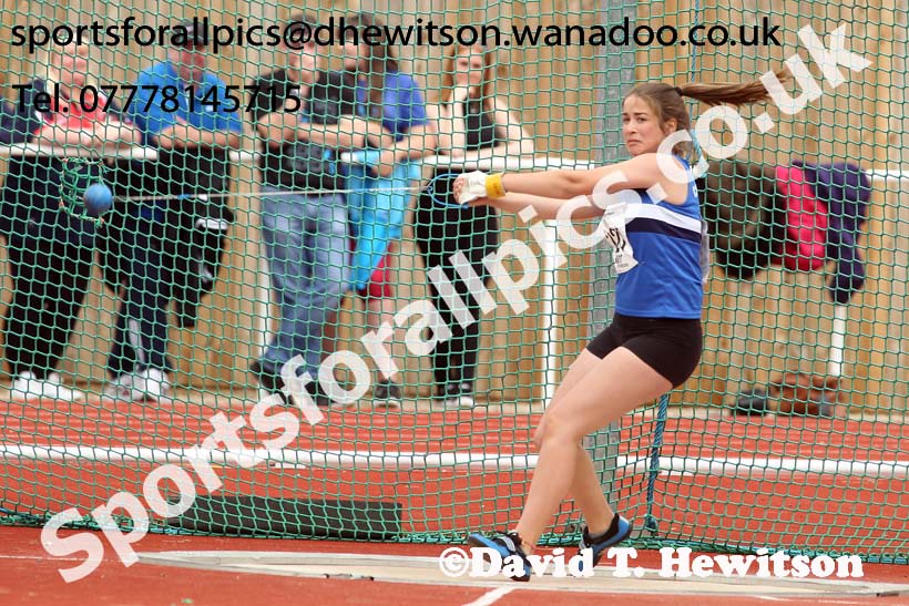 Girls under-15s hammer, Northern Under-13s, U-15s and 17s Championships. Photo: David T. Hewitson/Sports for All Pics